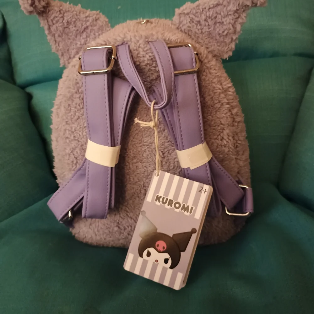 ๐ Host Pick๐ ๐ LOUNGEFLY KUROMI Mini Backpack - Picture 5 of 7
